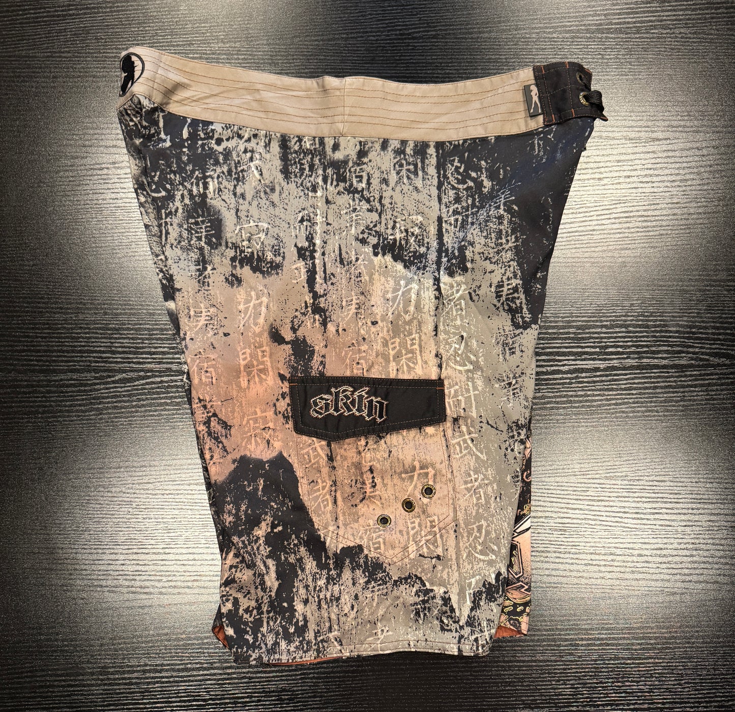 Board-shorts - WARRIOR (Size 36)