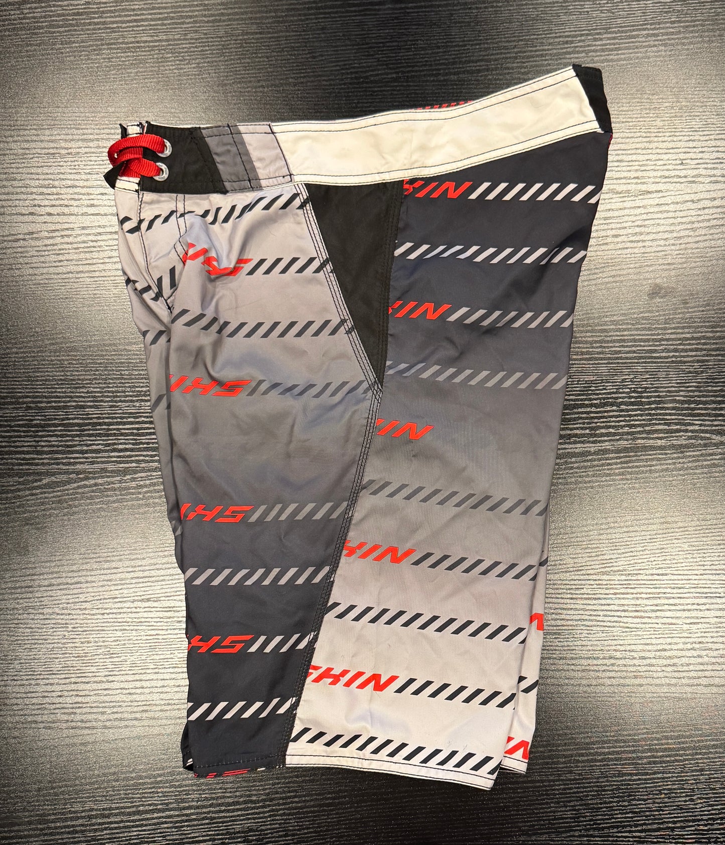 Board-shorts - RACEWAY (Size 34)