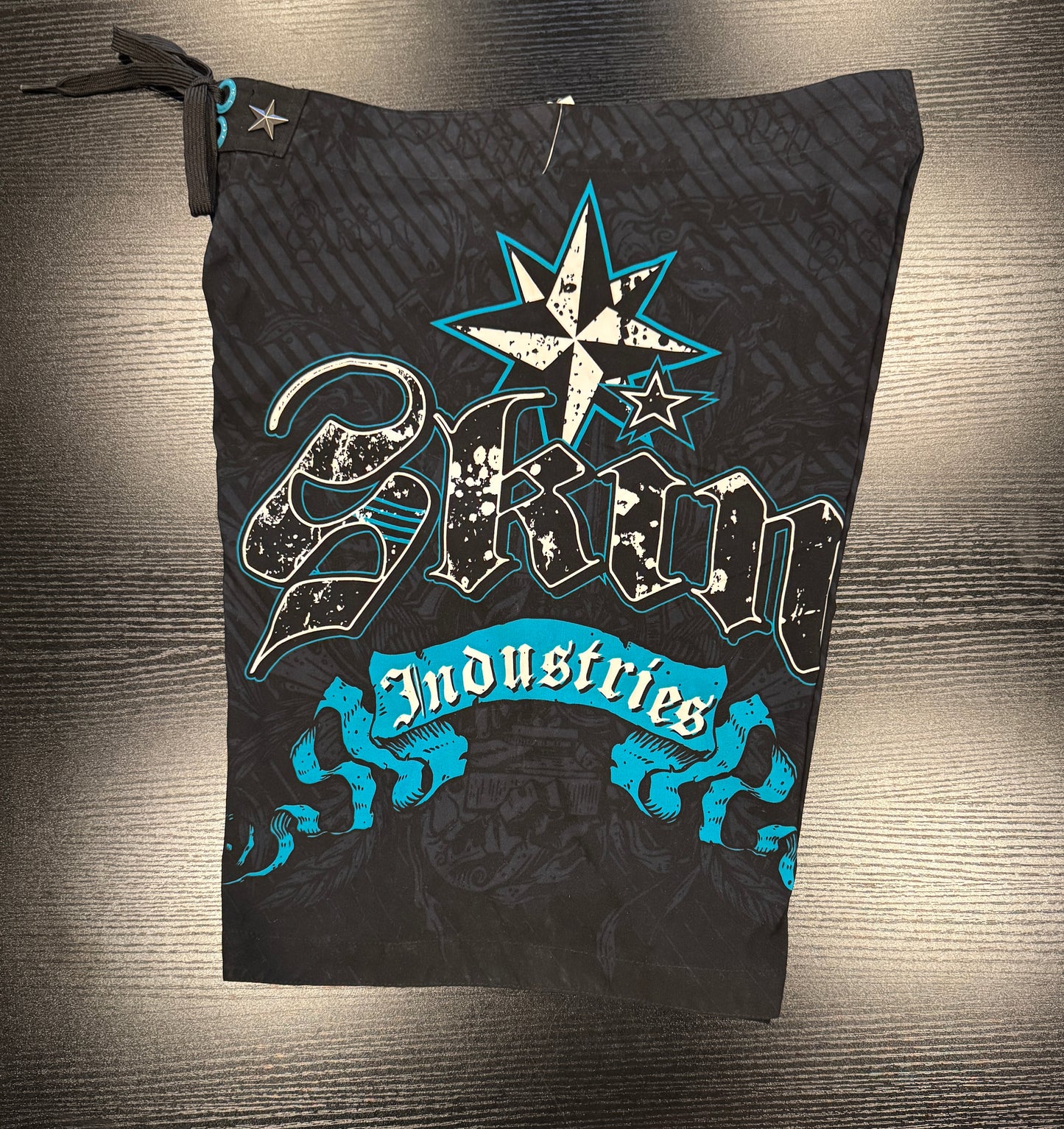 Board-shorts - BACK IN BLACK (Size 36)