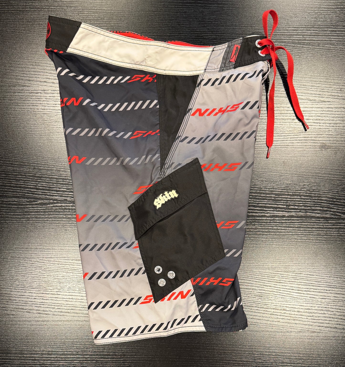 Board-shorts - RACEWAY (Size 34)