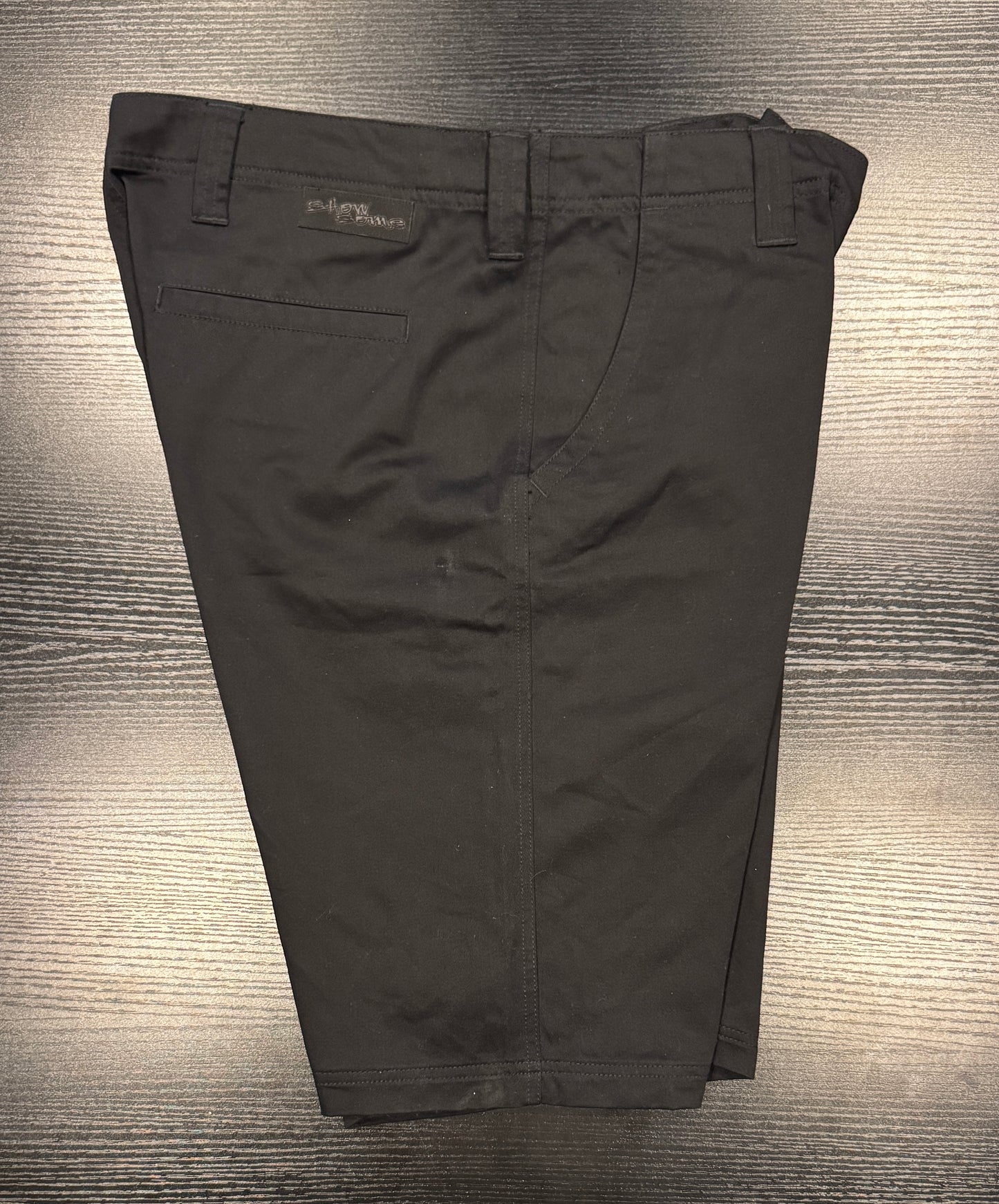 Mens Shorts - WALKER (Size 32)