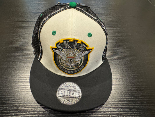 Headwear - 6 Panel - BADGE (Trucker)