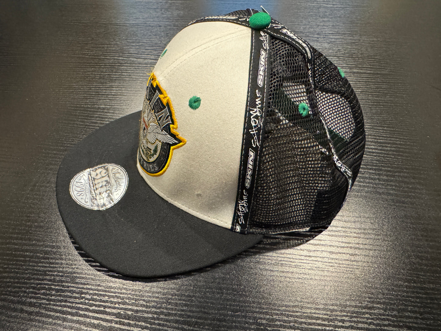 Headwear - 6 Panel - BADGE (Trucker)