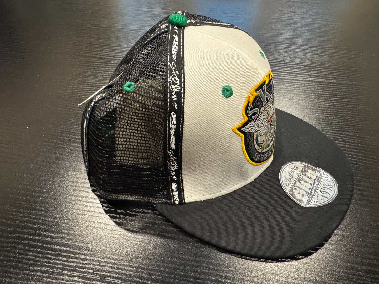 Headwear - 6 Panel - BADGE (Trucker)