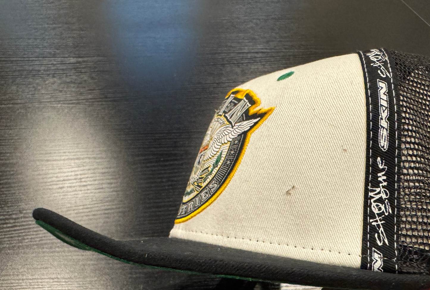 Headwear - 6 Panel - BADGE (Trucker)