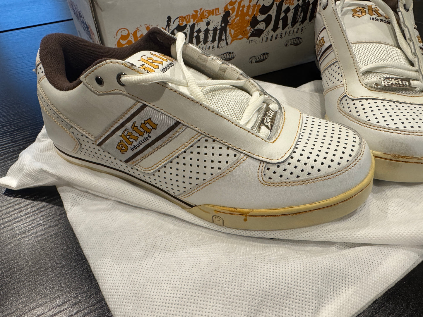 Shoes - KICKS (White)