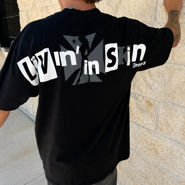 LIVIN' - Black | ELITE Tee
