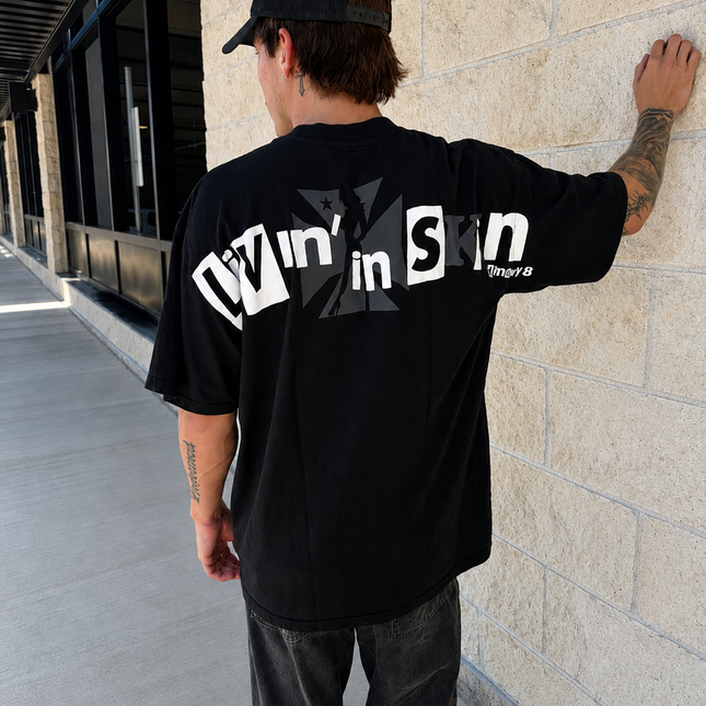 LIVIN' - Black | ELITE Tee
