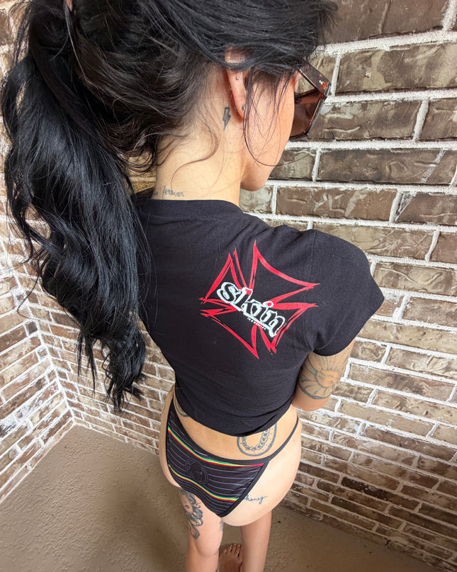 Women’s S/S Baby Tee | DERRY BERRY - Black