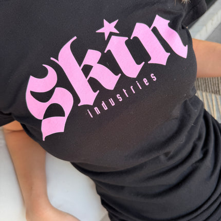 Women’s S/S Fitted Tee (Classic) | FOUNDATION - Black